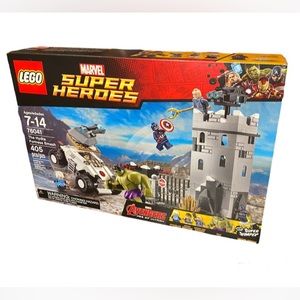 Marvel Hydra Fortress Smash Lego set